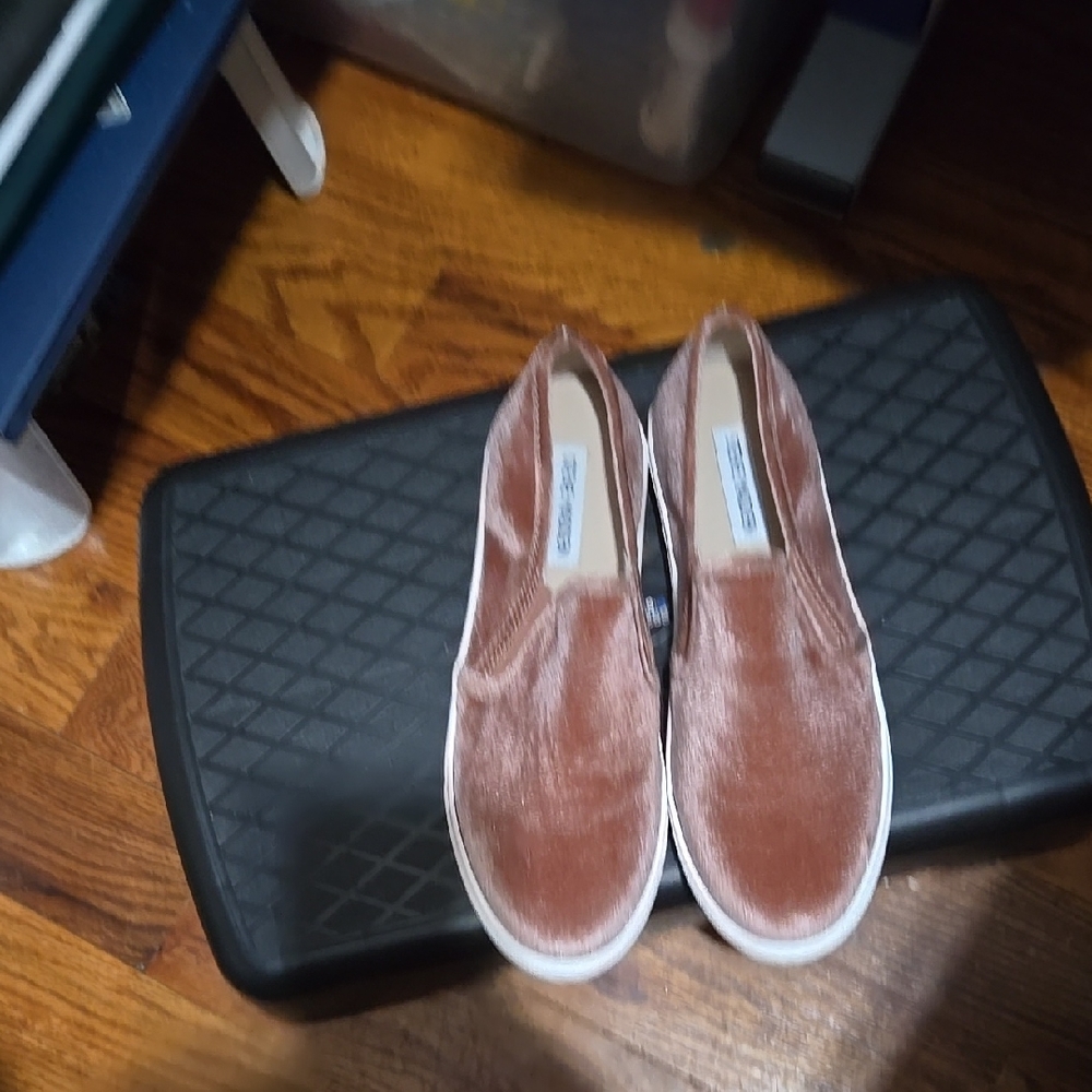 Steve Madden Velvet Slip-On Sneakers